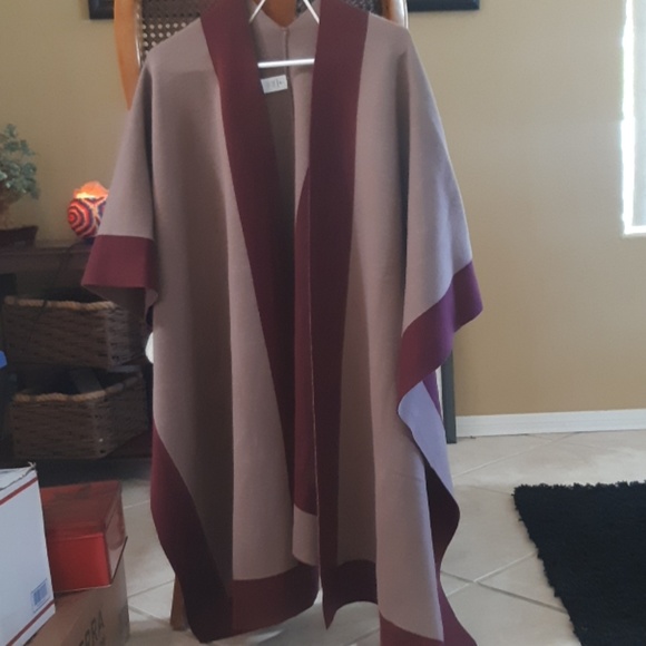 lululemon athletica Sweaters - Lululemon bundle Up Wrap